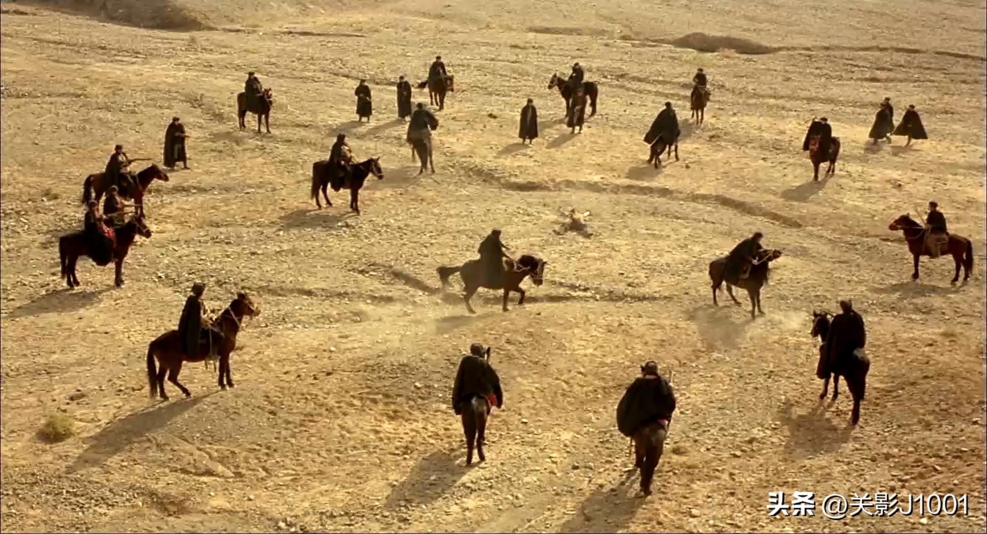 盗墓贼去楼兰古墓盗墓,中国史上第一部盗墓片