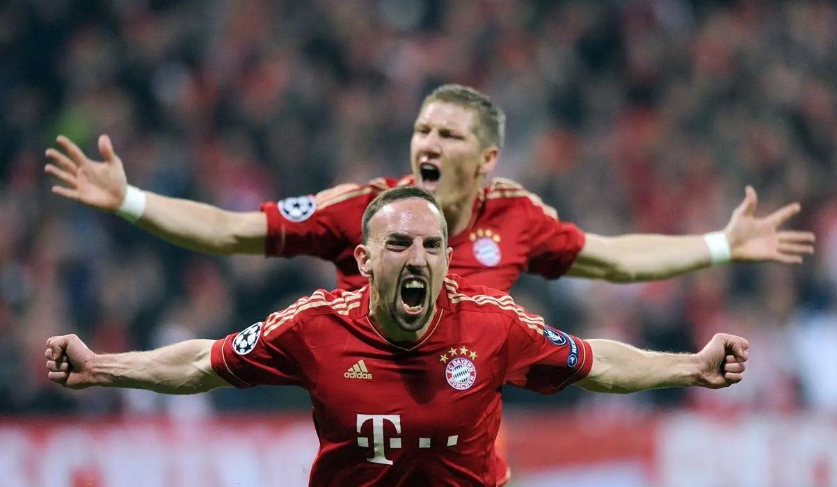 实况足球2016最强阵容排名,实况足球2022最好十大黑球