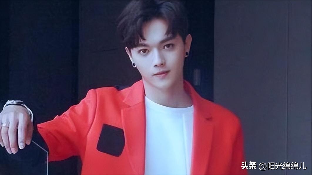 鹿晗王一博蔡徐坤巅峰时期谁更红,鹿晗蔡徐坤王俊凯