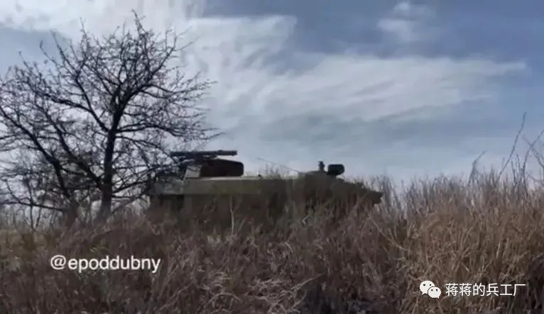 70后*器武**取得五杀，俄军风暴-S反坦克导弹车全灭敌人保护渡口