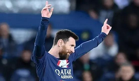 足球之神梅西竟然这么容易被激怒,梅西足球技巧