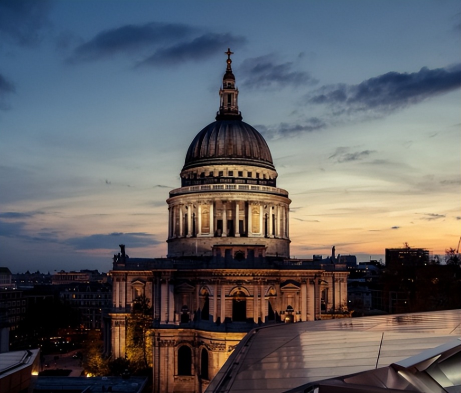 圣保罗大教堂有什么特点,圣保罗的历史简介