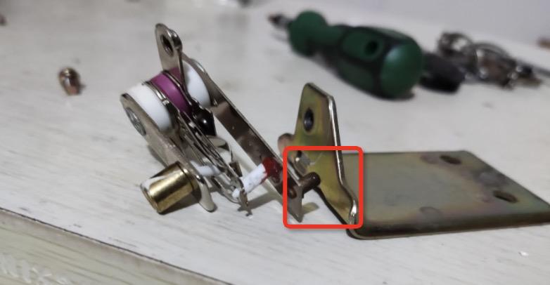 电饭煲报E4错误无法工作