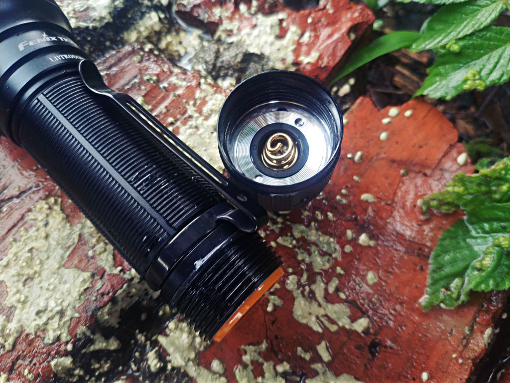 fenixtk22和c7比较,fenix菲尼克斯tk22ue