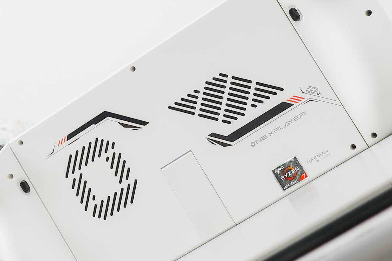 畅玩3a游戏掌机,壹号本游戏掌机mini能玩的3a大作