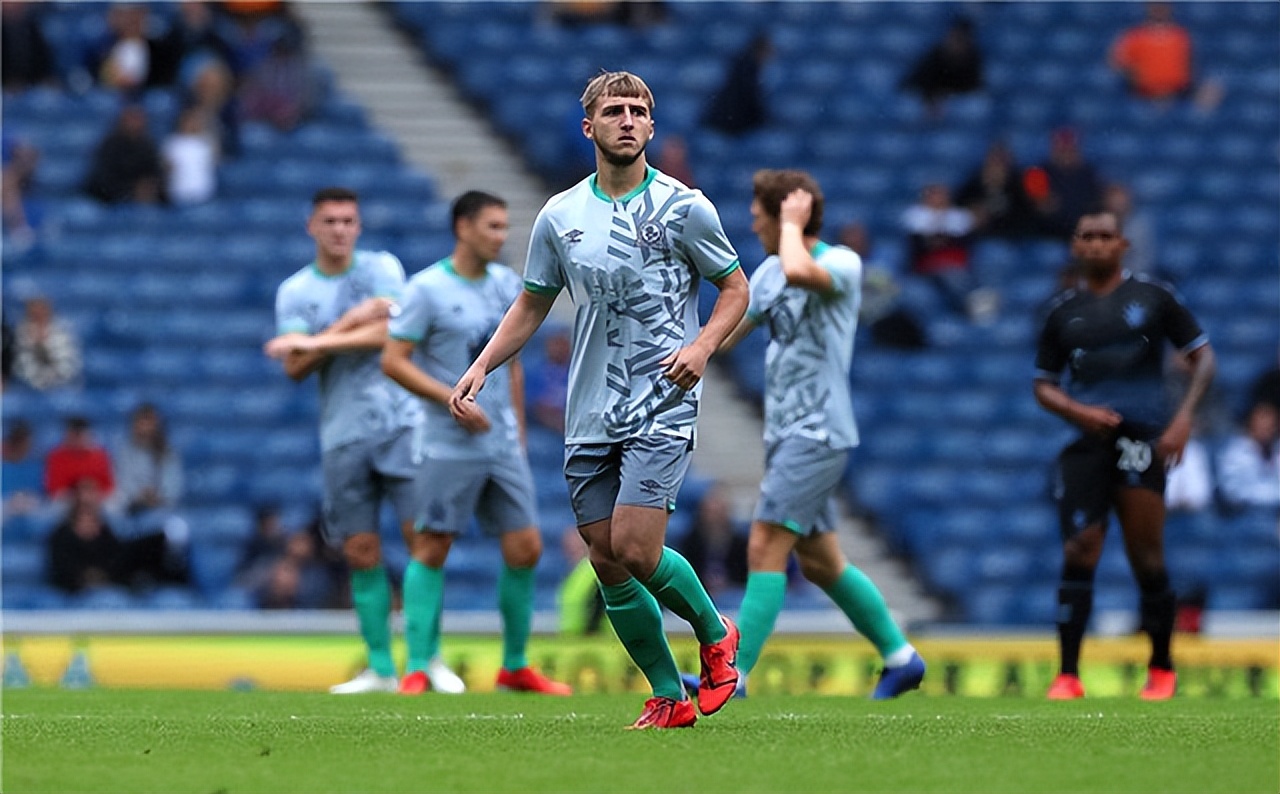 英冠布莱克本vs诺维奇半全场,英冠布莱克本vs维冈竞技