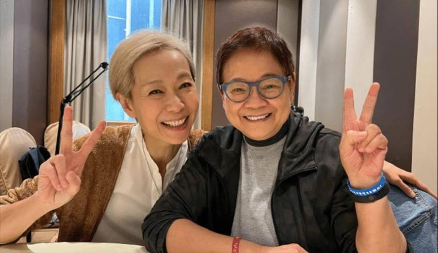 69岁赵雅芝与59岁的叶童庆生,69岁赵雅芝和60岁的叶童同框