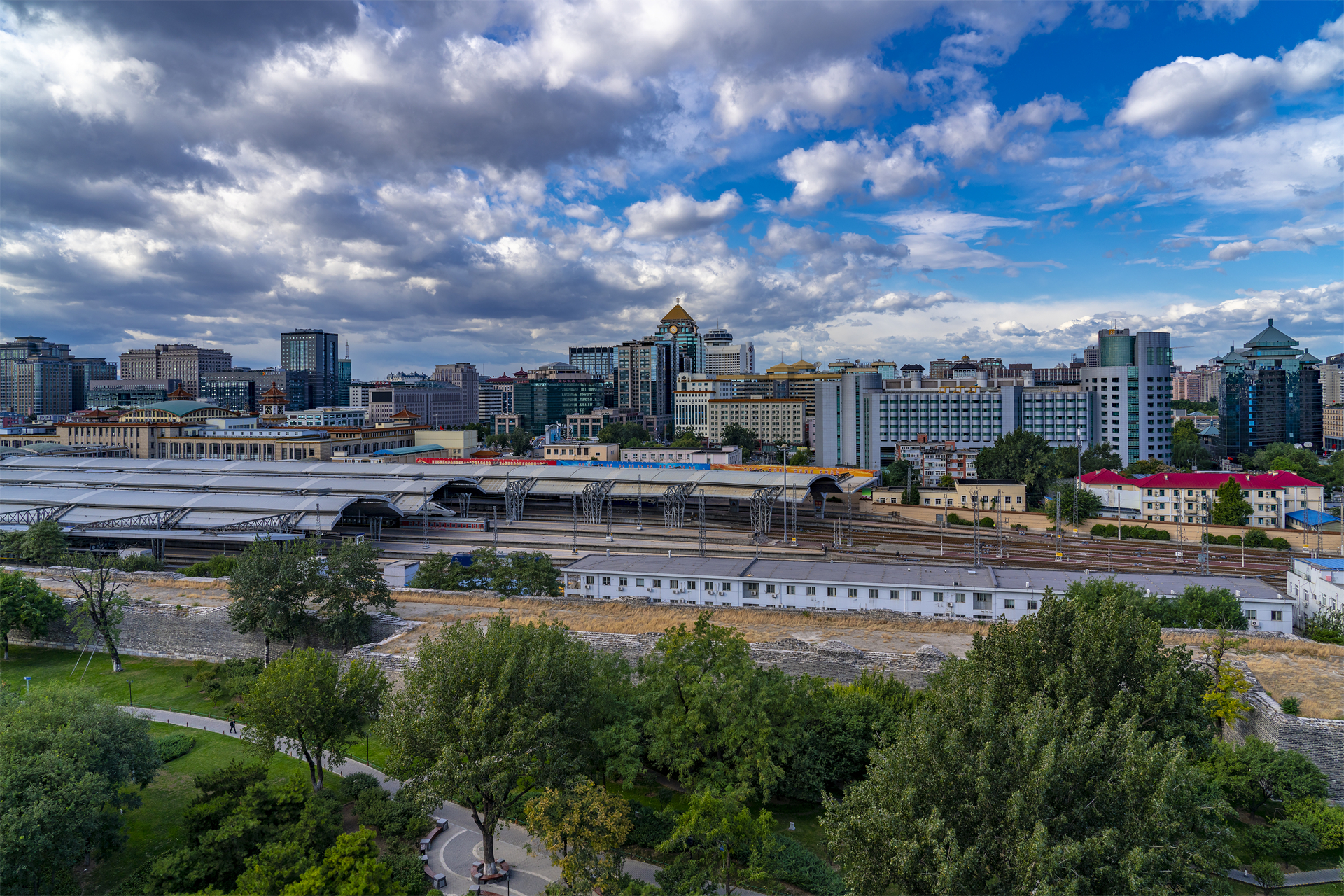 从广州乘坐15个小时硬座绿皮火车,难忘的火车旅程
