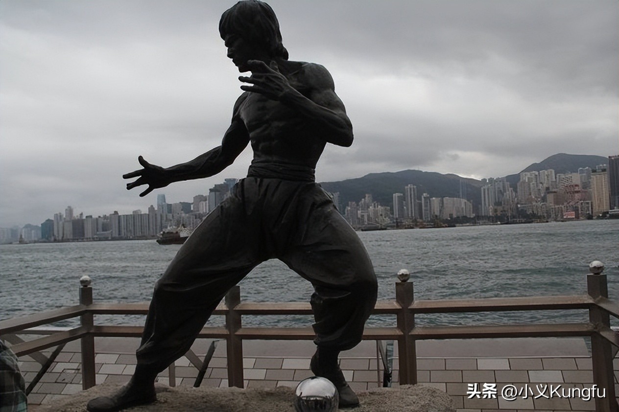 李小龙格斗重量级冠军,李小龙实战美国格斗冠军视频