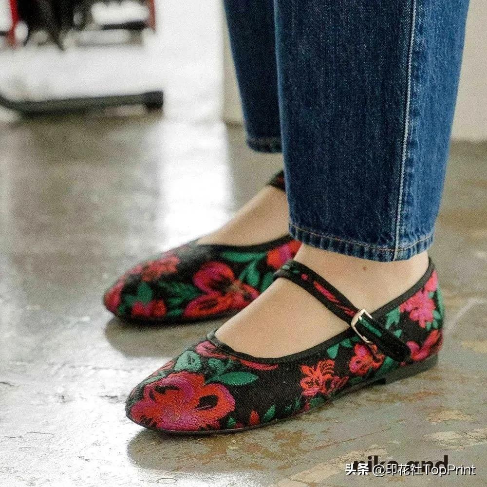 复古中国风绣花鞋,时尚百搭绣花鞋中国风
