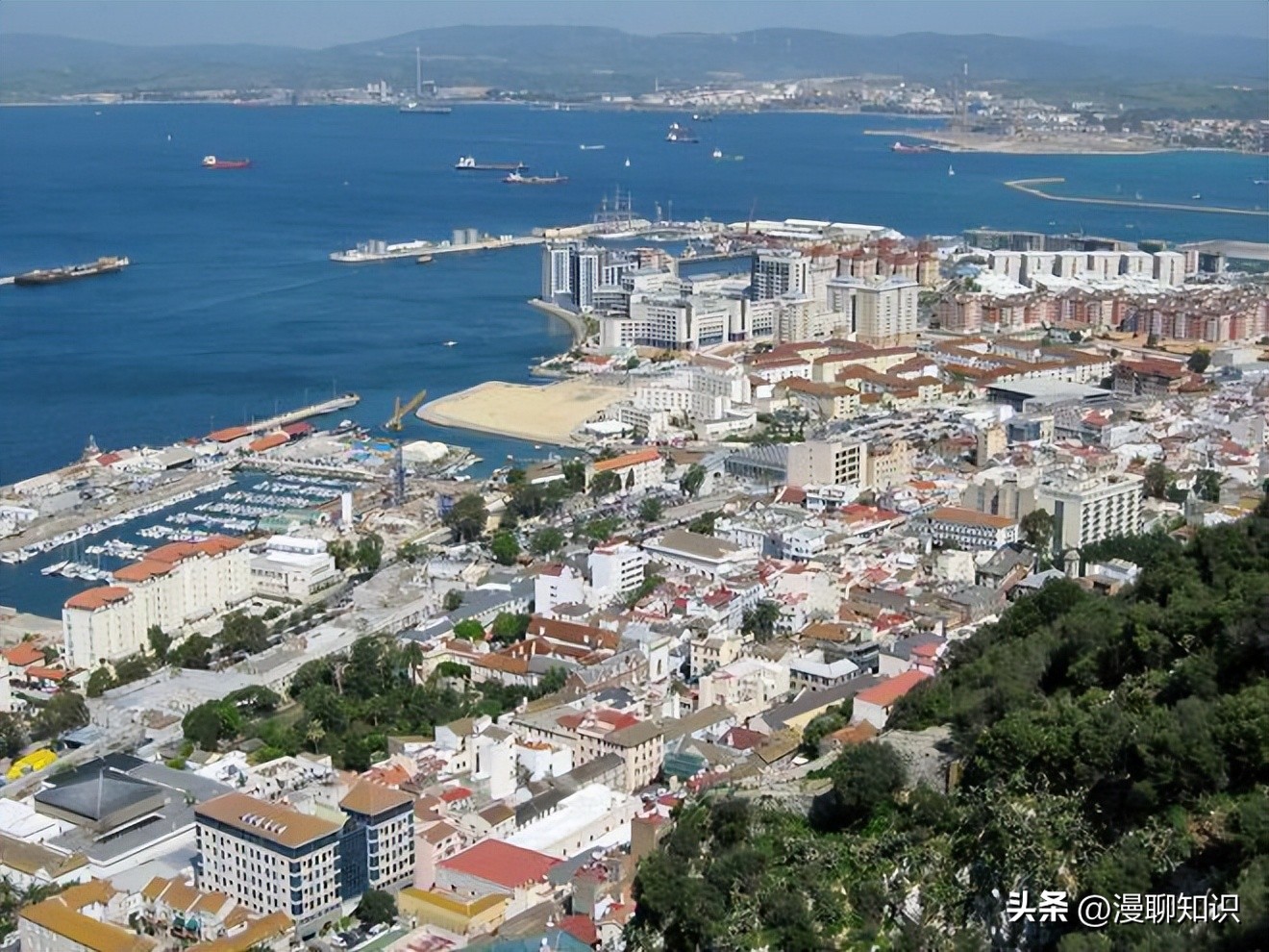 圣皮埃尔和密克隆在哪个洲,圣皮埃尔和密克隆岛有多大