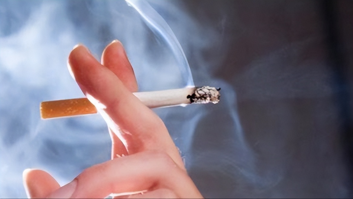 常见的四种香烟已列入黑名单,8种香烟或被列入黑名单过期烟