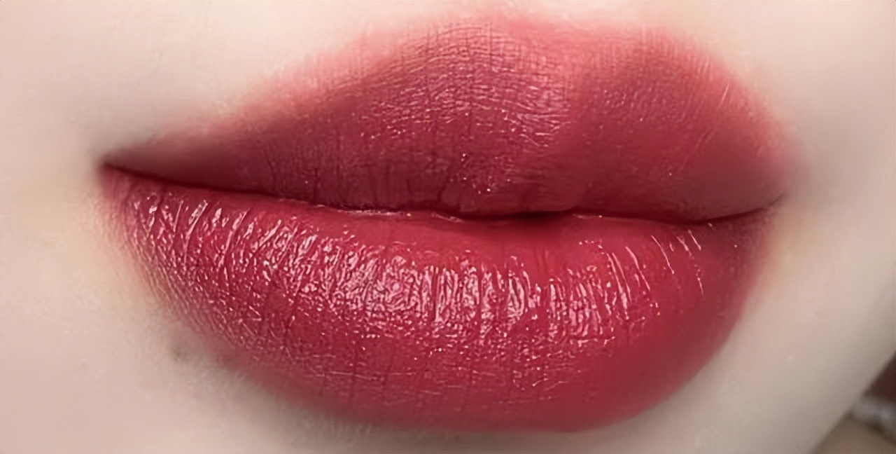 又显白又显气质的秋季口红,适合素颜还显白的口红全都在这里