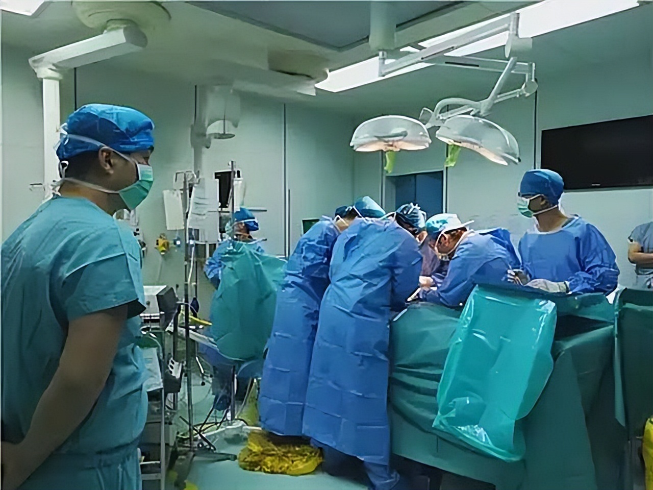 24岁男孩去世捐献器官救4人,20岁大学生去世捐献器官救7人