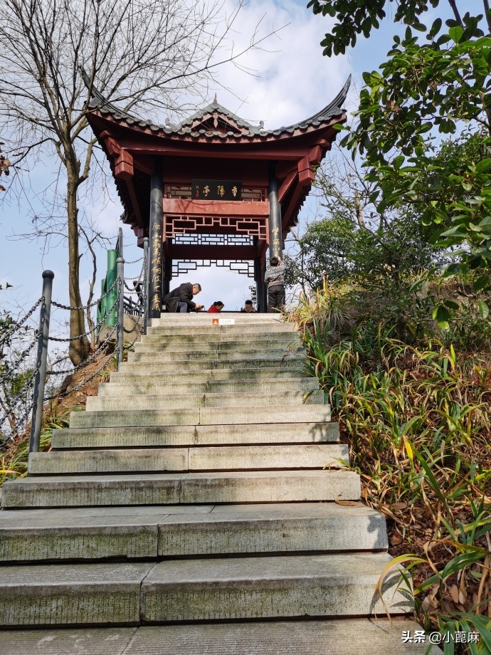 四川眉山彭山有哪些旅游景点,眉山齐山双佛旅游景点推荐