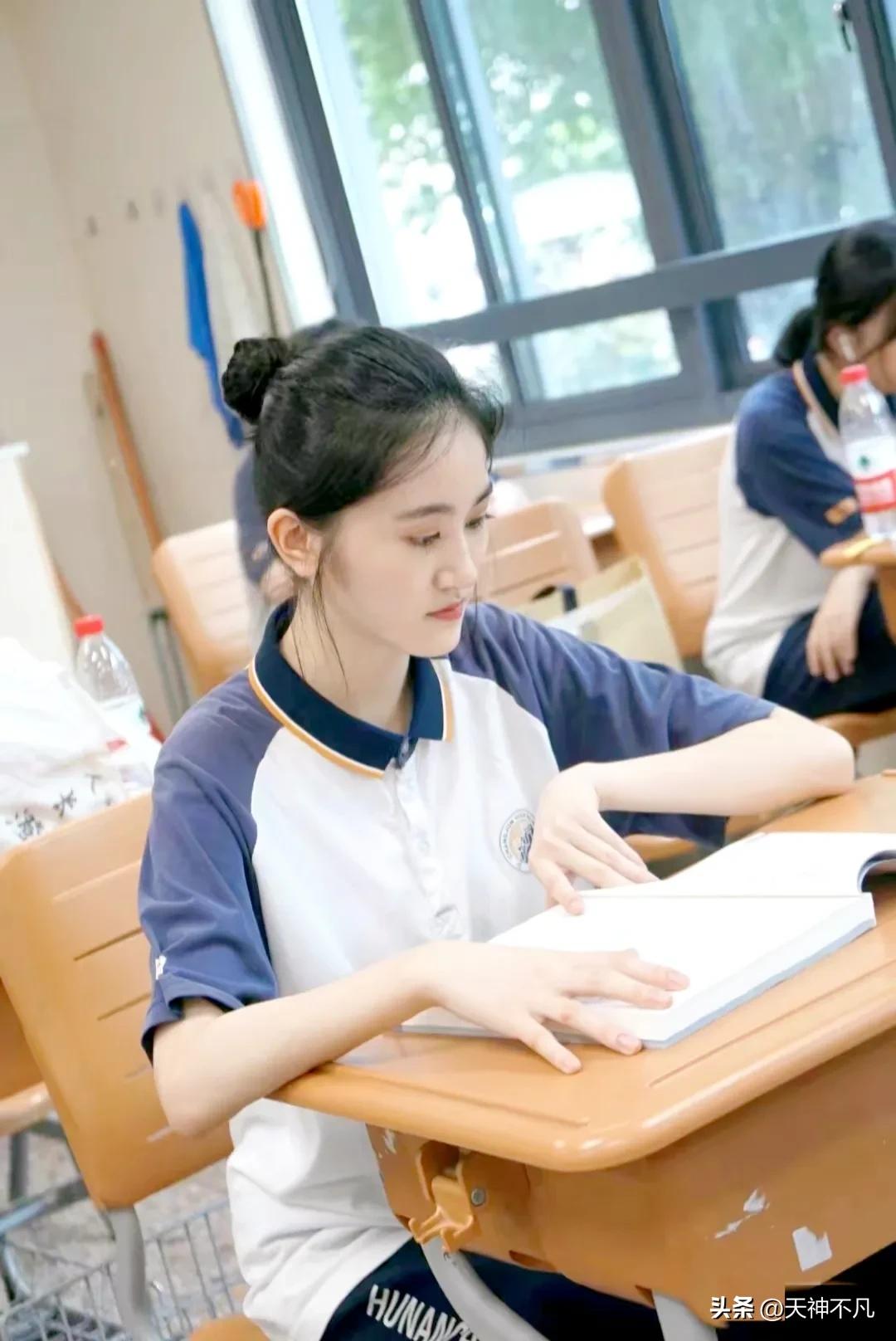 高考女孩漆嘉怡采访视频,漆嘉怡录取