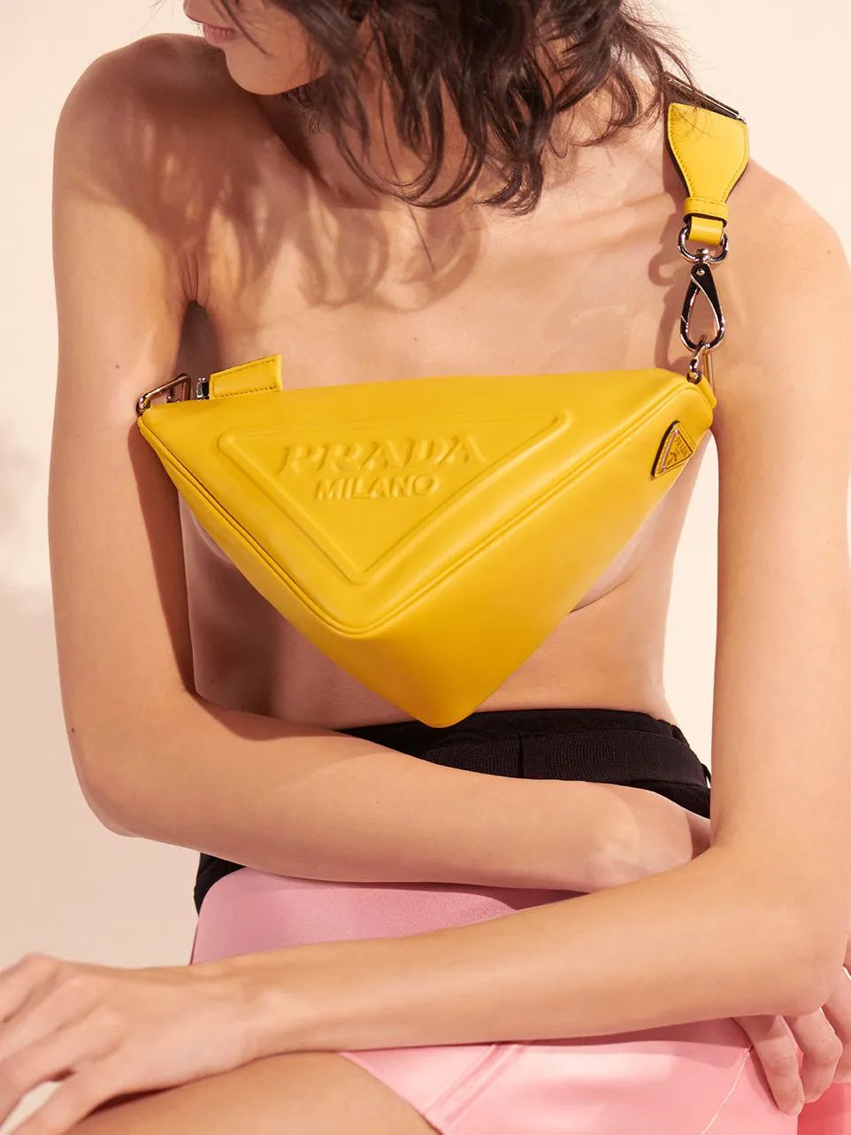 拒绝撞包的奢侈品包,这5款包包背出去一定会被夸好看