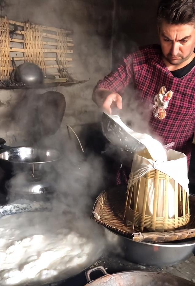 土耳其阿布嫁到四川8年,土耳其阿布怎么娶到四川媳妇的