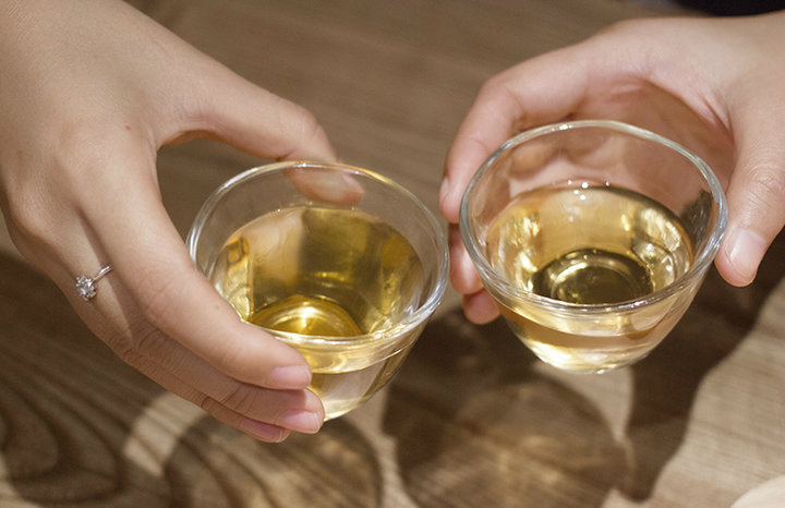 祝酒词霸气诗词,最佳的祝酒诗词