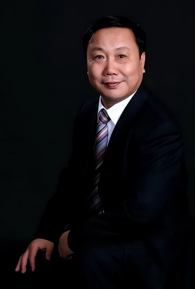 改变温州手工制鞋历史的人走了，康奈“姐弟配”时间会延续吗？