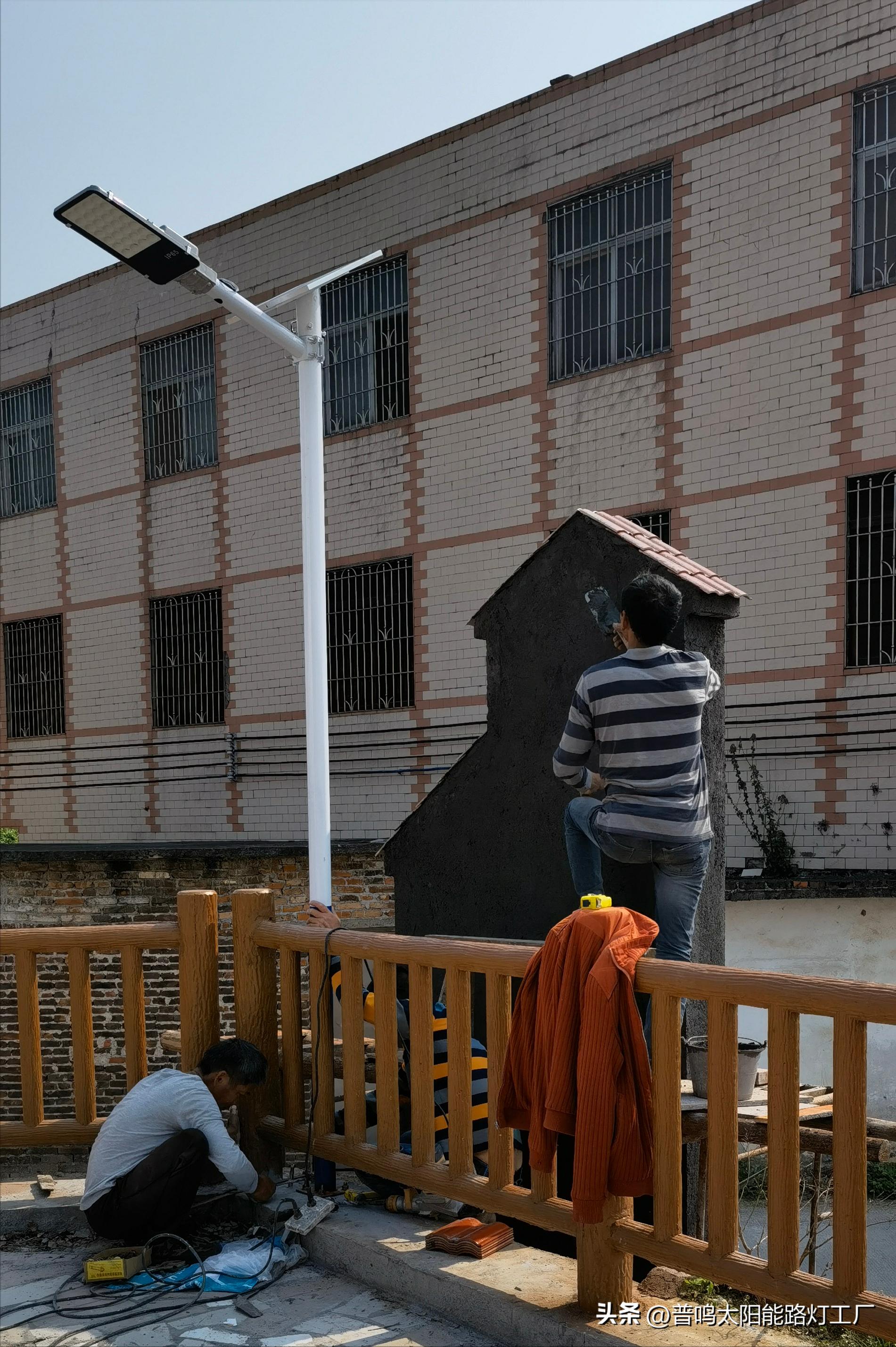 太阳能路灯带6米杆价格,6米太阳能路灯杆安装价格表
