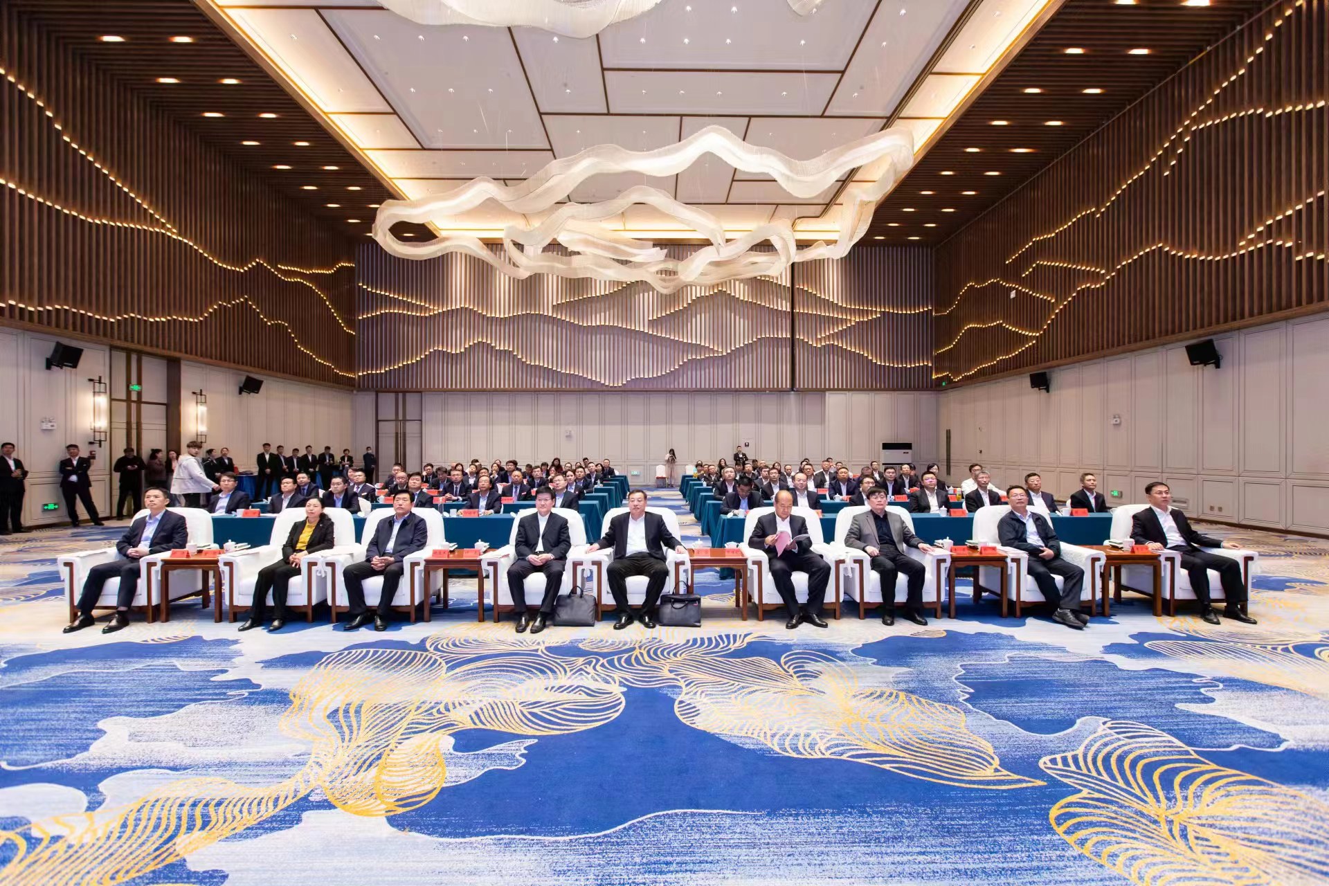 娣卞寲閾朵紒鍚堜綔鎼烘墜鍏辫耽鏈潵,娣卞寲閾朵紒鍚堜綔瀹炵幇鍏辫耽鍙戝睍