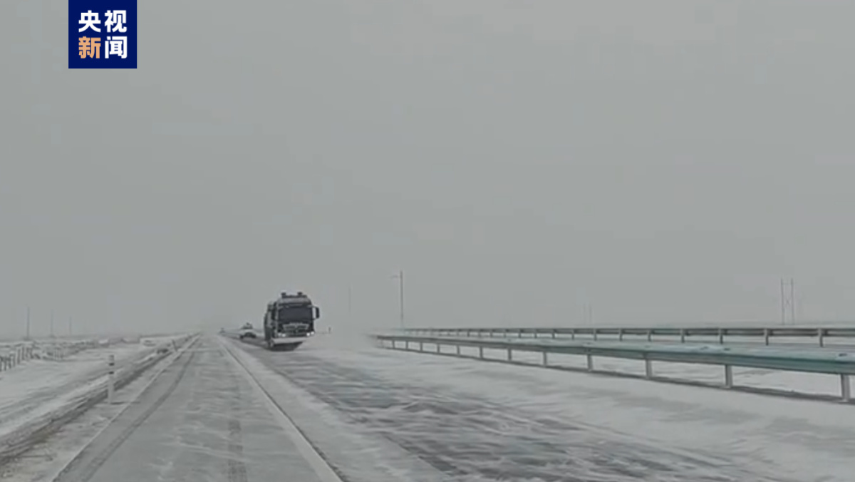 滞留甘肃旅客,甘肃酒泉超4万名旅客滞留