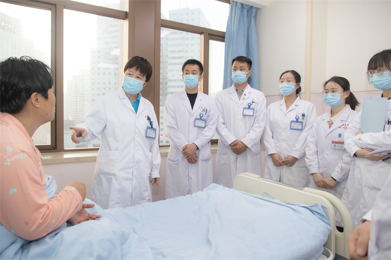 探索生命之花守护妇女健康——兰大二院妇科发展纪实