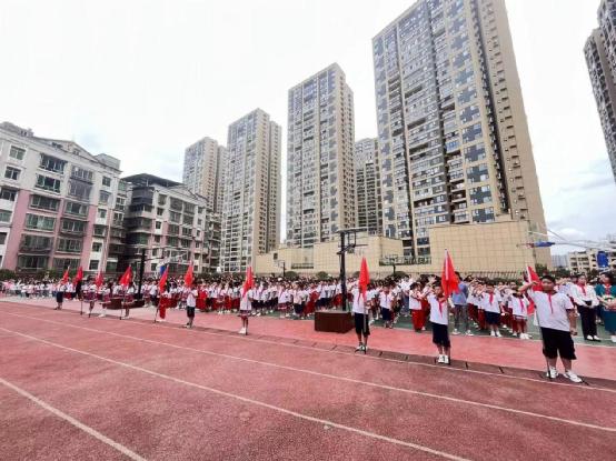 贵阳中小学全面开学,县各中小学迎来开学第一天