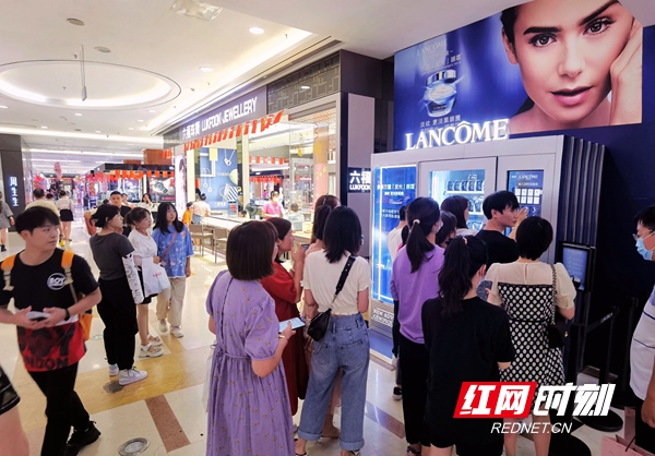 兰蔻常德,兰蔻专柜开业现场