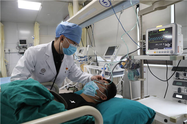 上海宝山医院急诊科医生名单,上海宝山医院施医生