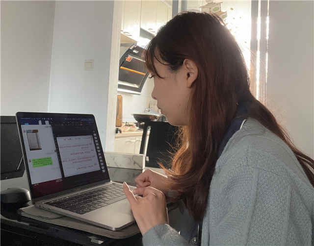 85个孩子突然缺勤，这所小学为中风险地区学生搭起“空中课堂”