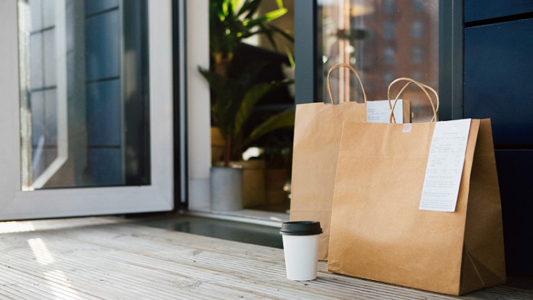 有人公然售卖“假健康证”给骑手？外卖平台重拳出击