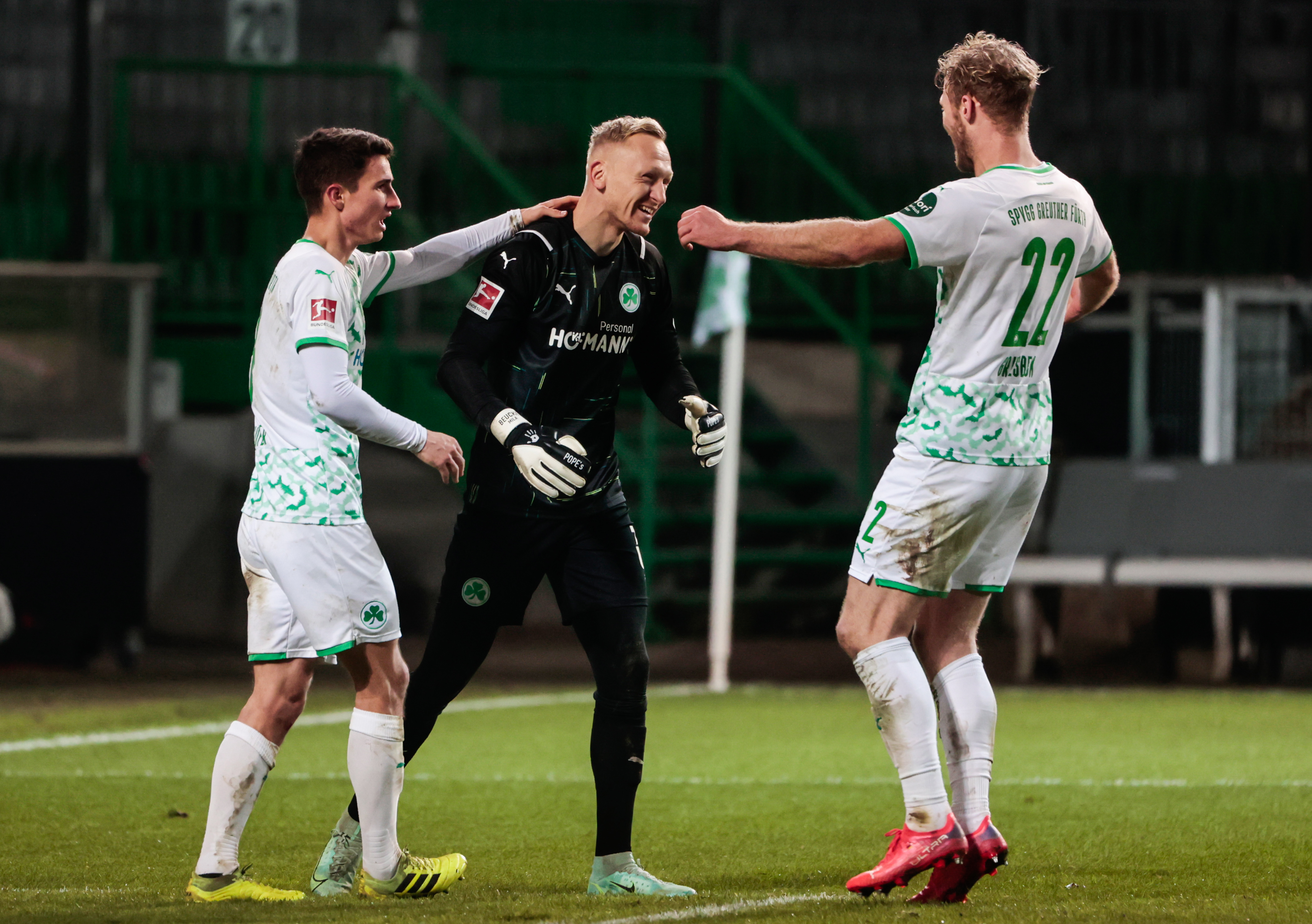 足球德甲柏林联合不敌菲尔特,菲尔特柏林联合