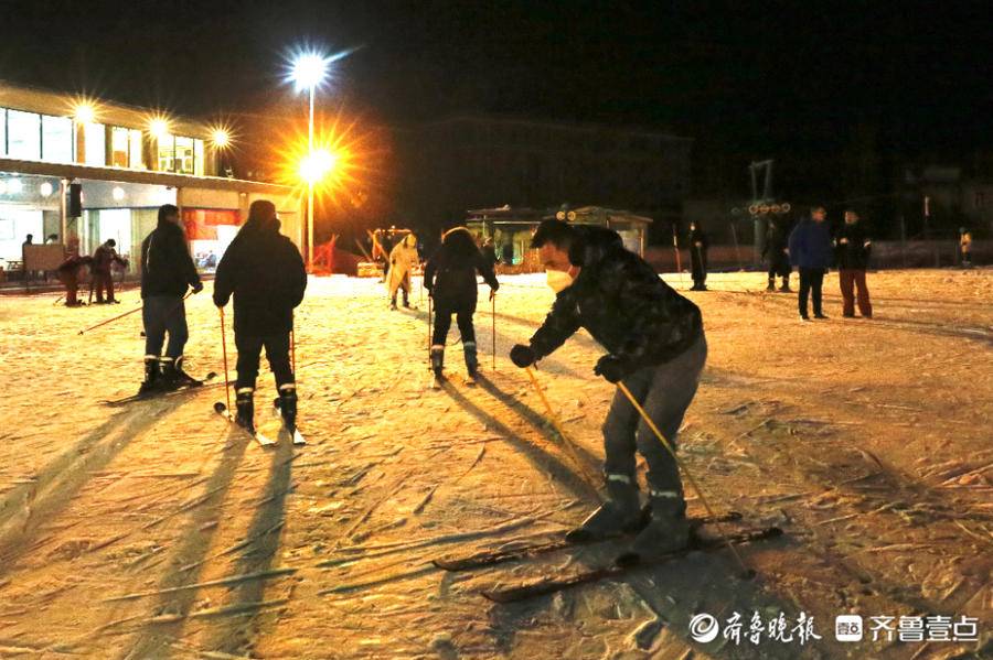 我们一起相约徂徕山滑雪场跨年夜,徂徕山滑雪场畅玩季