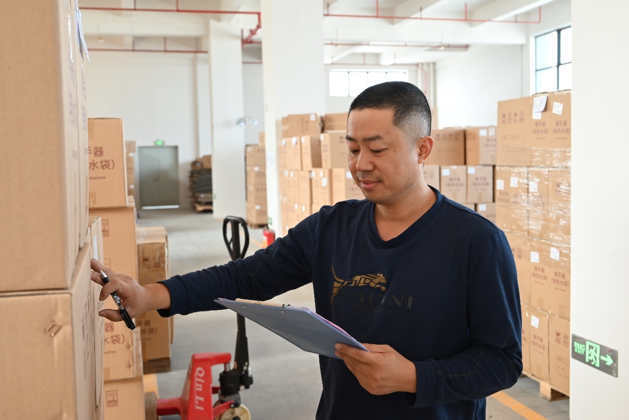 回顾京东2021年：让每个为幸福拼搏的人都拥有向上的力量