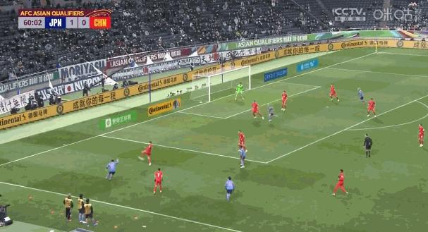 刚刚，国足客场0:2输给日本，有球迷自嘲“日本队门将长啥样？”