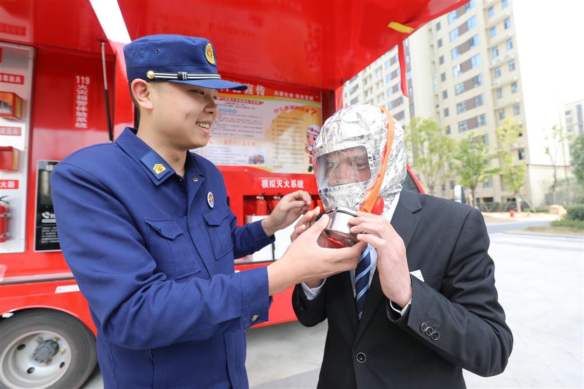 疏散逃生绳结打法,逃生绳结扣怎么打