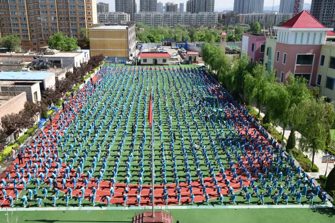 以体育特色建设促进学校内涵发展,体育特色办学