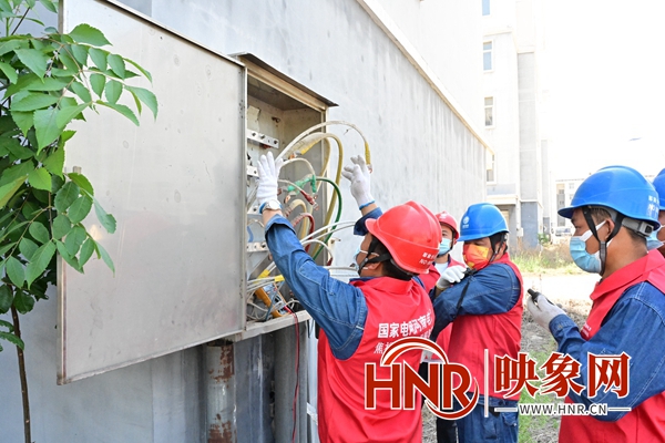 国网蓝、志愿红、电大白，许昌电力“三色”擎起抗疫保电大担当