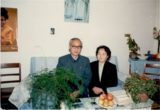 总有一个人会为你奔赴而来,你向我奔赴而来儿童版文案