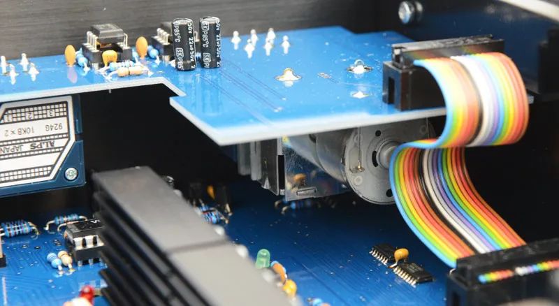 德国湖人ViolectricHPAV550耳放/前级评测