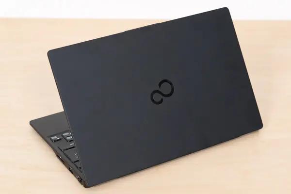 富士二合一平板电脑,最轻薄的富士通平板