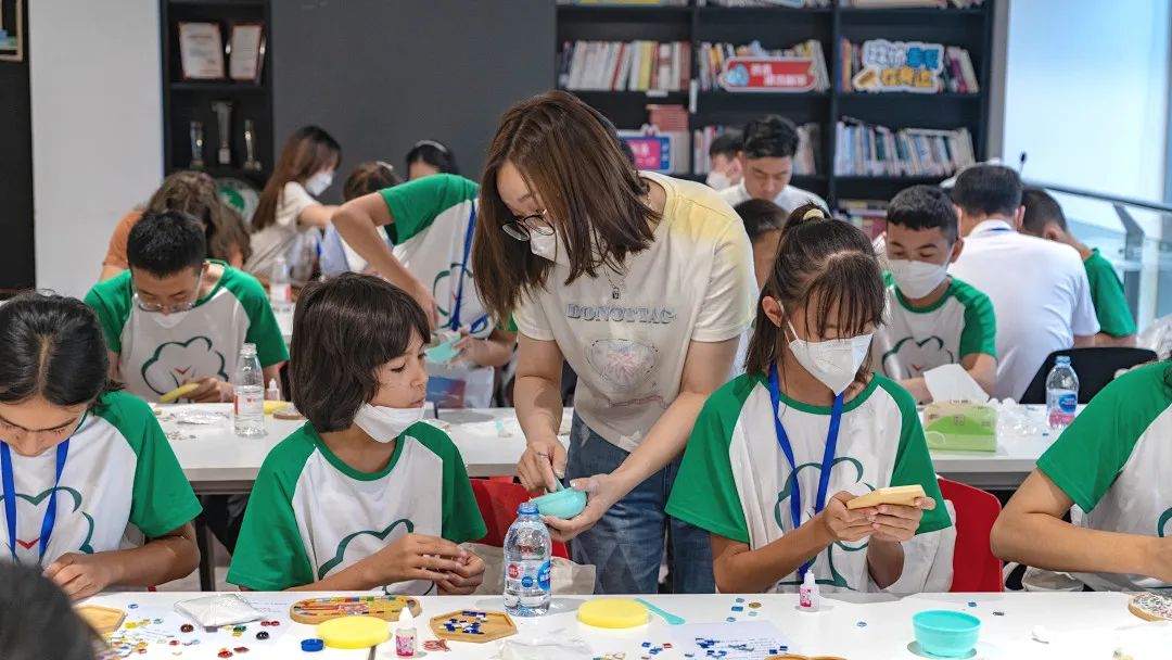 让孩子们在夏令营玩中学习中成长,夏令营给孩子们的收获