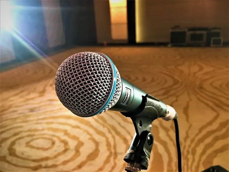 k歌主播麦克风,唱歌最好用的网络k歌直播麦克风