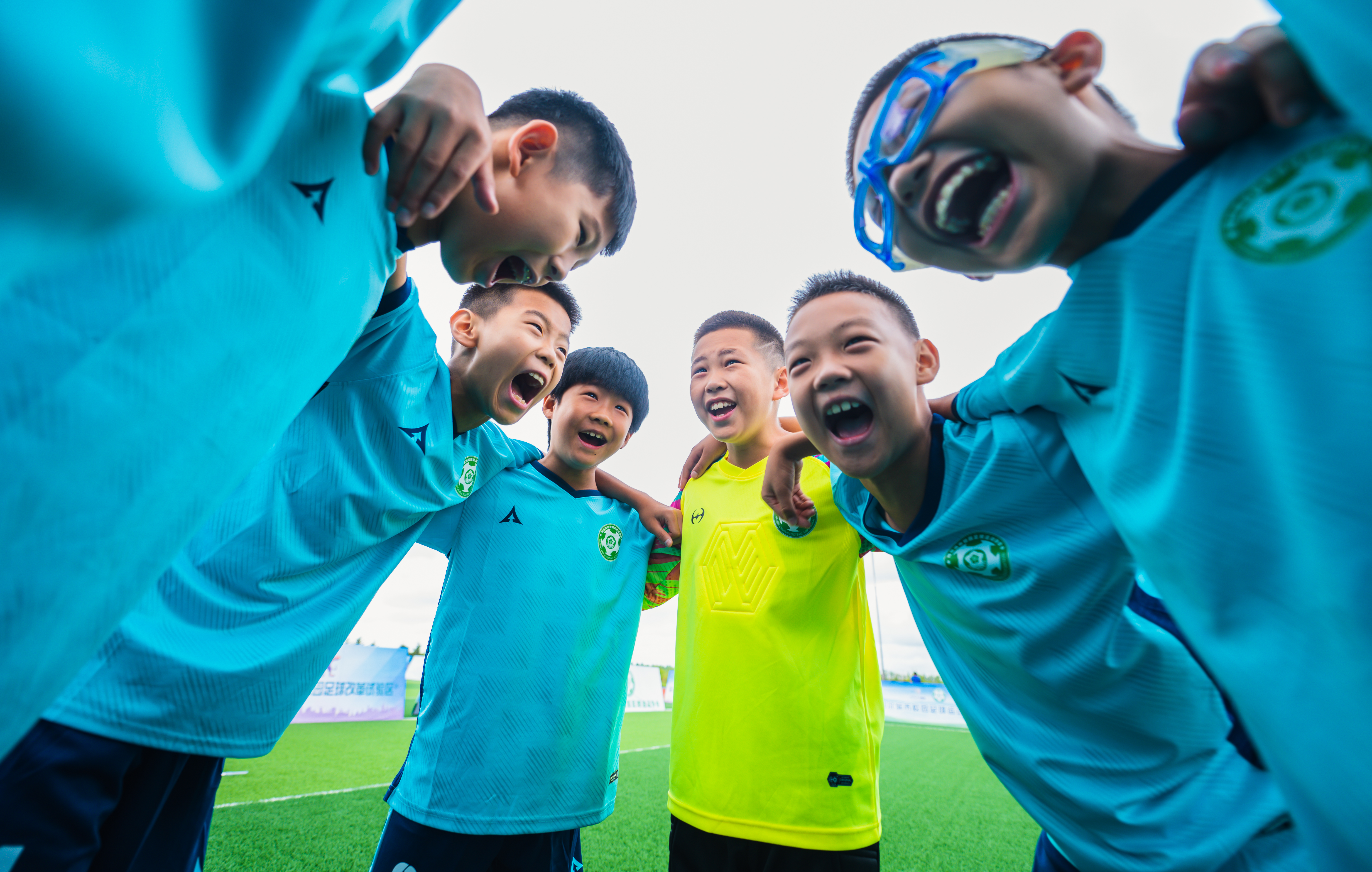 当暑假遇见足球，运动值拉满