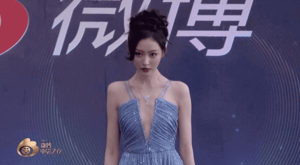 蒋欣与董洁,蒋欣瘦成杨幂