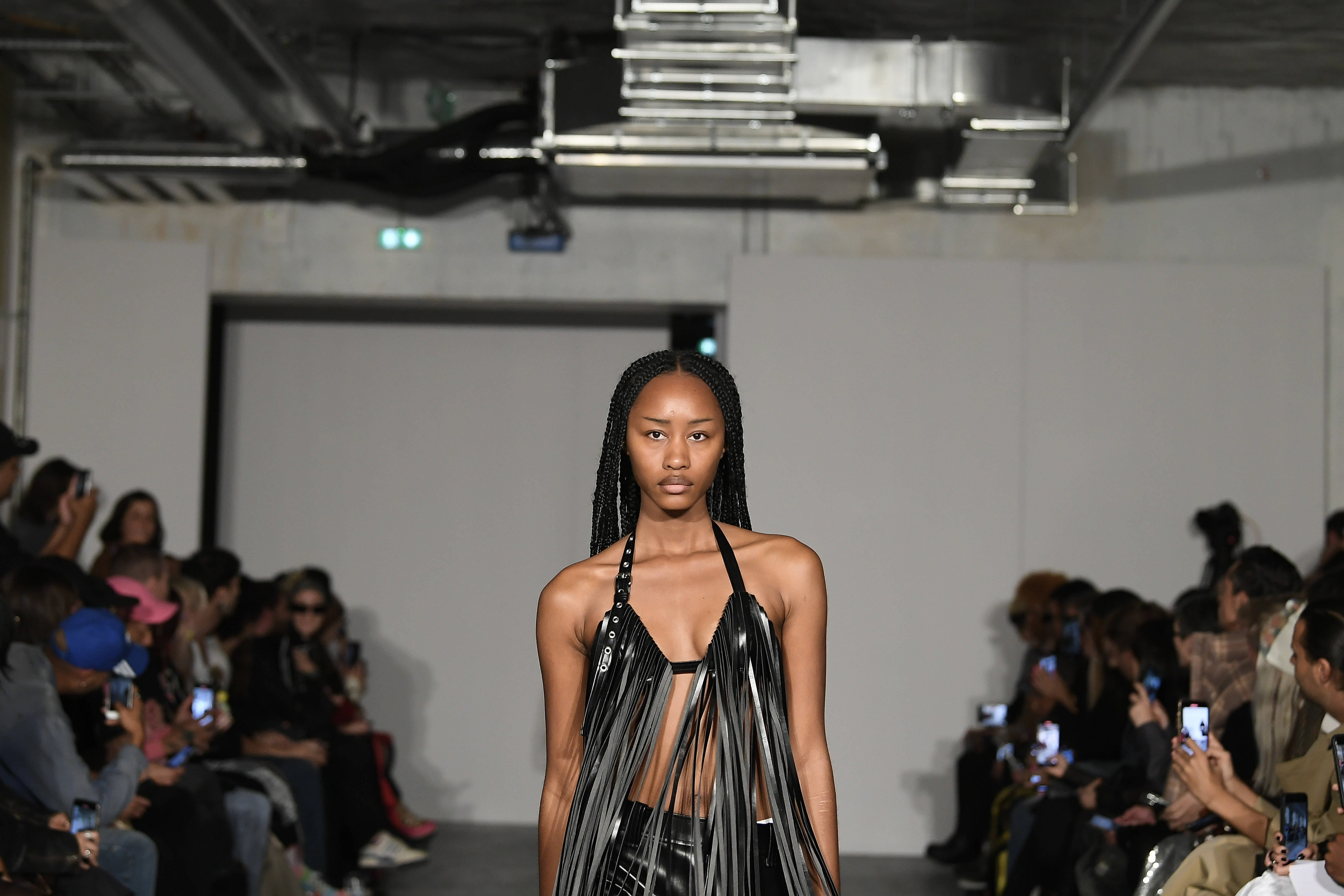 （外代二线）巴黎时装周——Vaquera品牌时装秀