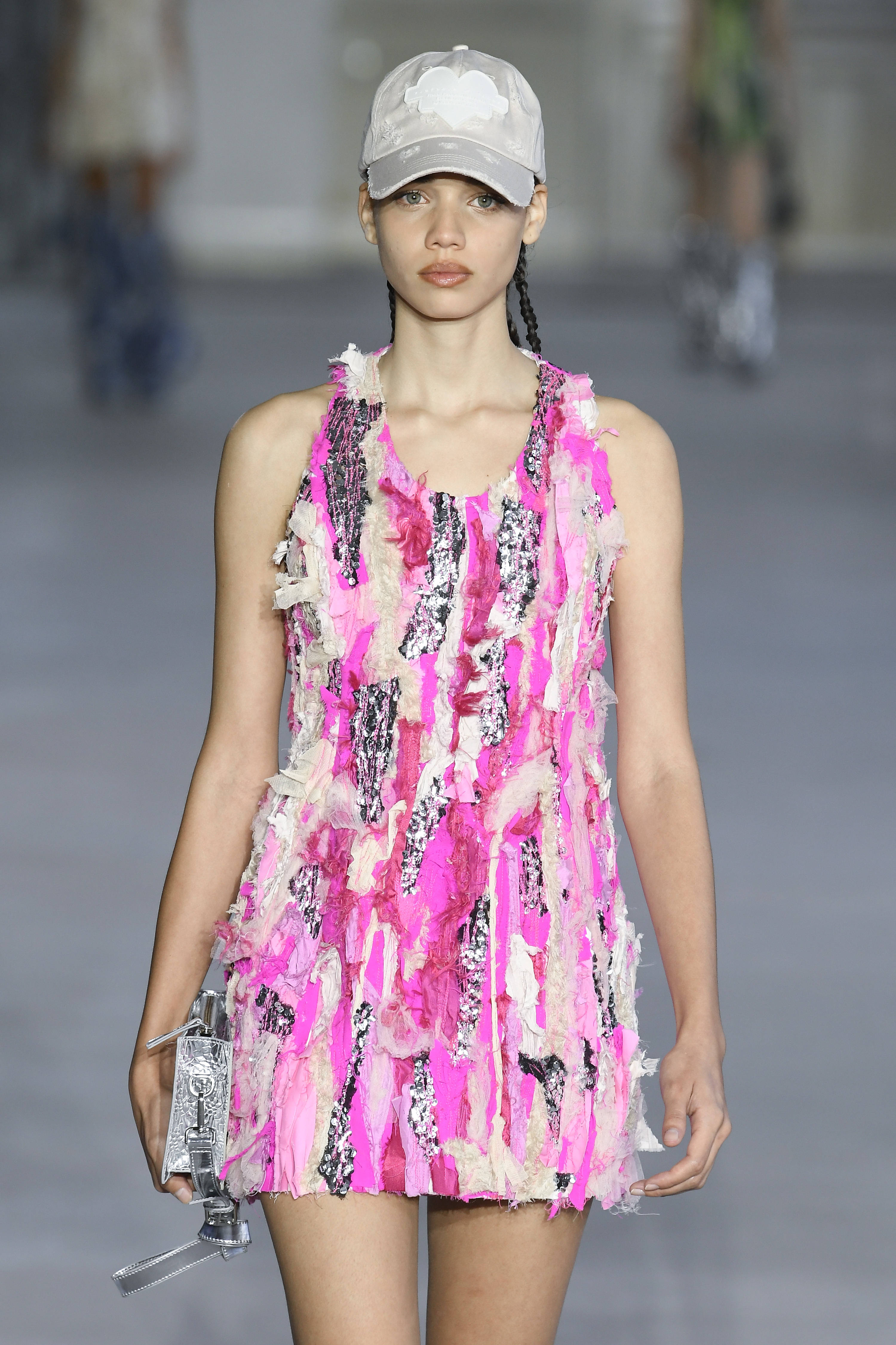 victoriaceretti时装周,victoria春夏2024时装周