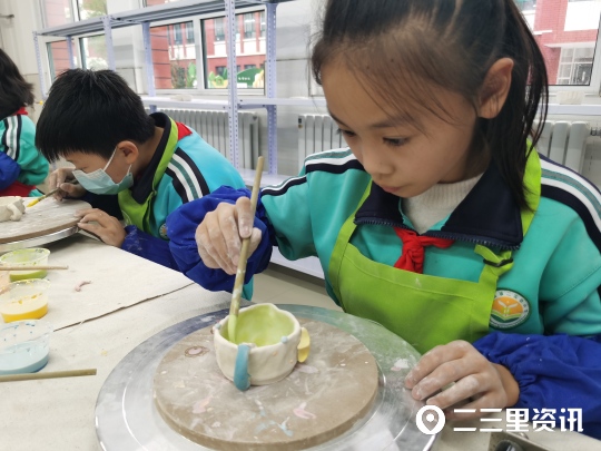 耕耘·我们的教育｜烹饪、古琴、书法……70余种特色社团，让学生全面发展